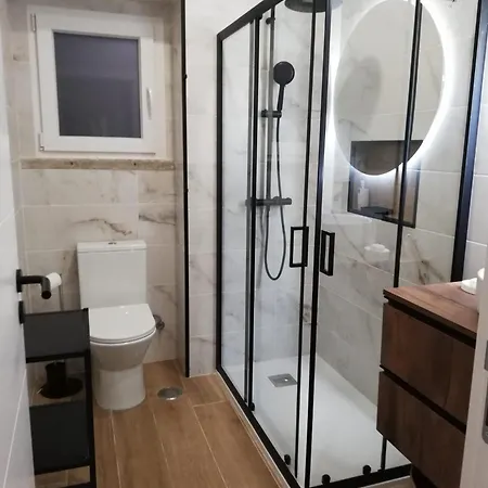 Lägenhet Charming Garcia Da Orta 6